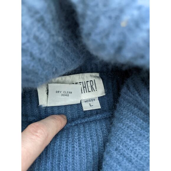 Vintage 70% wool 20% angora blue cowl neck sweater - Picture 7 of 7